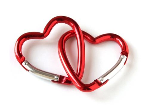 intertwined-heart-locket-valentines-day1